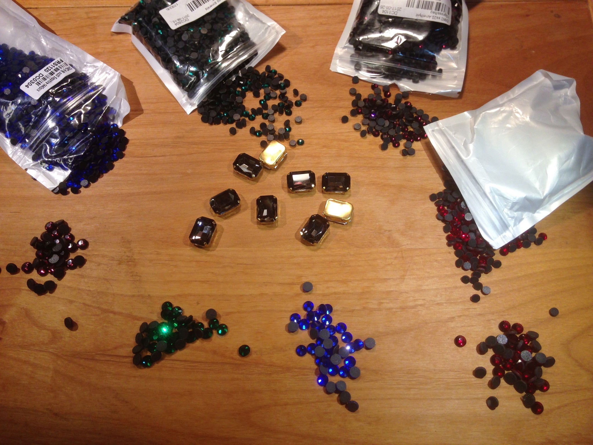 Jewels and Rhinestones from AliExpress: A Review